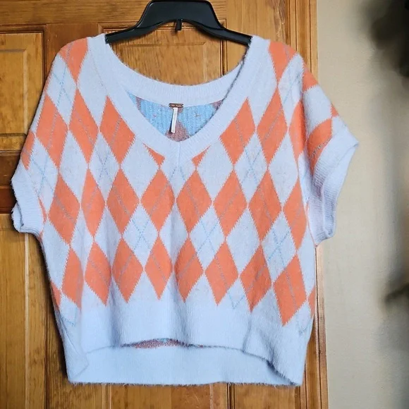 Free People Through The Motions Sweater Vest - Picture 4 of 9